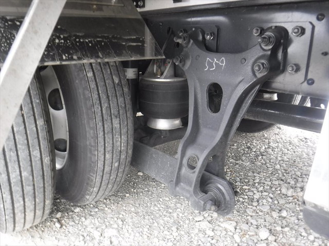 日野レンジャーアルミウイング中型（4t）[写真26]