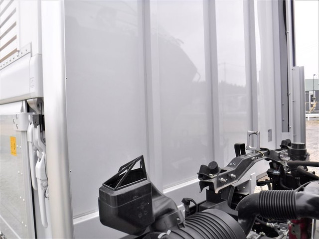 日野レンジャーアルミウイング中型（4t）[写真29]