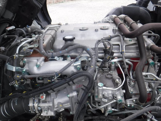 日野レンジャーアルミウイング中型（4t）[写真30]