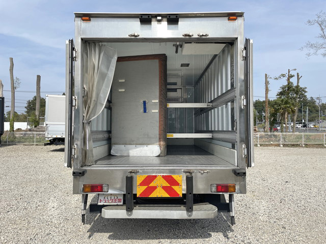 日野デュトロ冷凍車（冷蔵車）小型（2t・3t）[写真12]