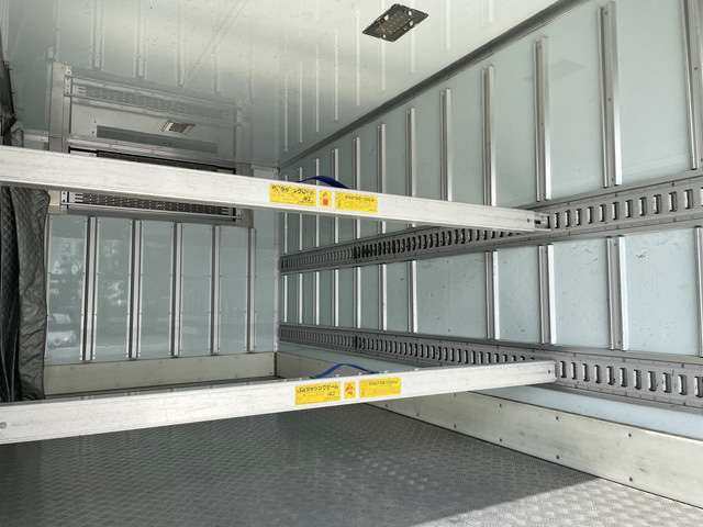 日野デュトロ冷凍車（冷蔵車）小型（2t・3t）[写真16]