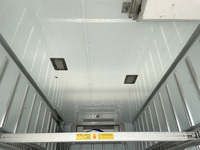 日野デュトロ冷凍車（冷蔵車）小型（2t・3t）[写真17]