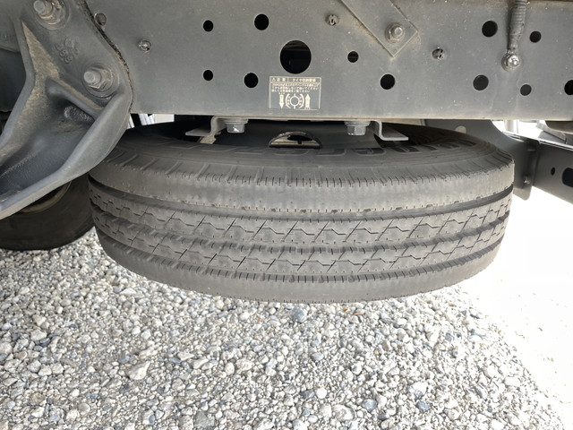 日野デュトロ冷凍車（冷蔵車）小型（2t・3t）[写真23]