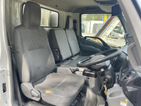 日野デュトロ冷凍車（冷蔵車）小型（2t・3t）[写真31]