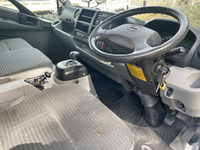 日野デュトロ冷凍車（冷蔵車）小型（2t・3t）[写真32]