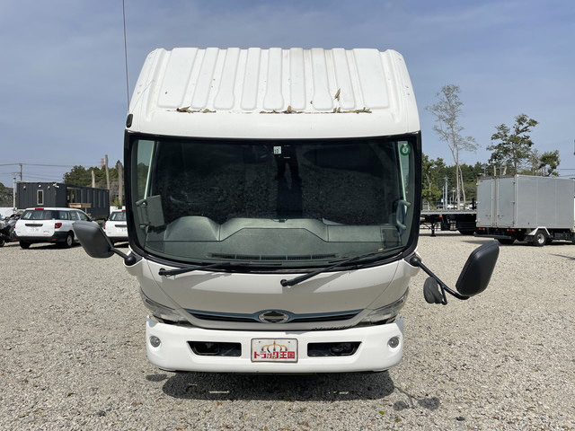 日野デュトロ冷凍車（冷蔵車）小型（2t・3t）[写真09]