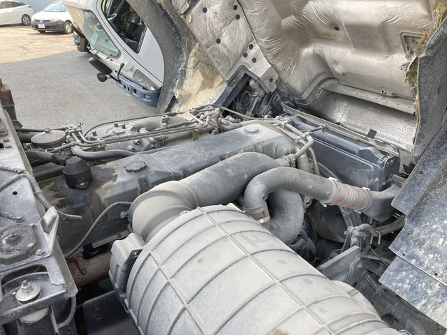 いすゞギガマルチリフト大型（10t）[写真24]