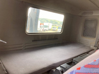 いすゞギガマルチリフト大型（10t）[写真34]