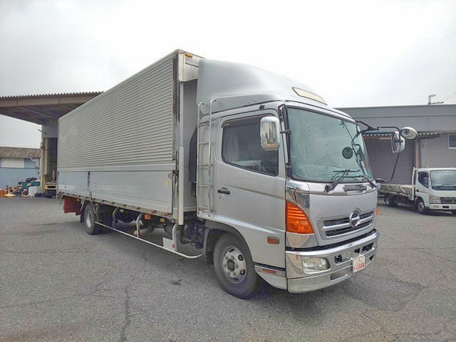 日野レンジャーアルミウイング中型（4t）[写真03]