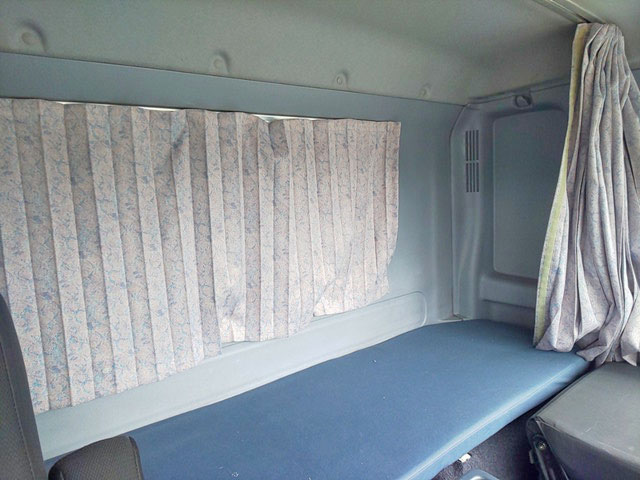 日野レンジャーアルミウイング中型（4t）[写真34]