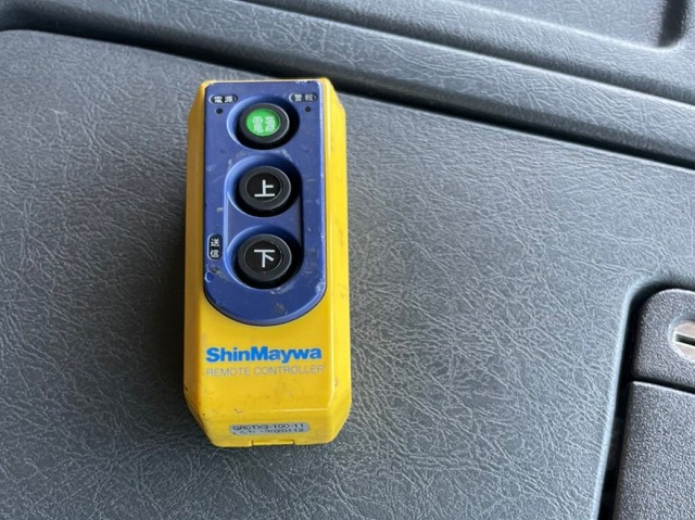 三菱ふそうスーパーグレート冷凍車（冷蔵車）大型（10t）[写真10]