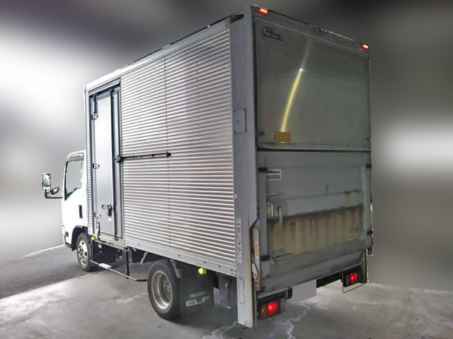 いすゞエルフアルミバン小型（2t・3t）[写真02]