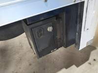 いすゞエルフアルミバン小型（2t・3t）[写真20]