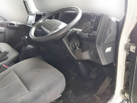 いすゞエルフアルミバン小型（2t・3t）[写真29]