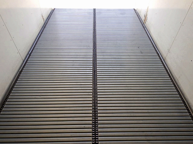 日野デュトロアルミバン小型（2t・3t）[写真12]