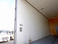 日野デュトロアルミバン小型（2t・3t）[写真08]