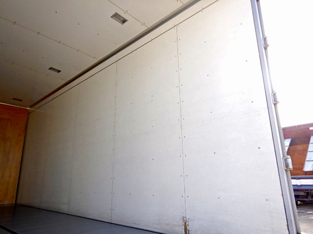 日野デュトロアルミバン小型（2t・3t）[写真09]