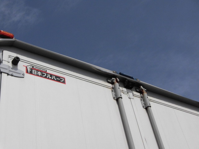 日野レンジャーアルミウイング中型（4t）[写真22]