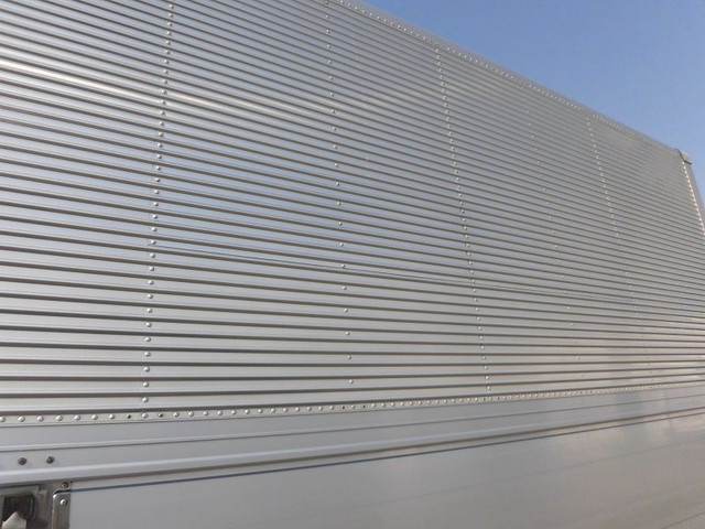 日野レンジャーアルミウイング中型（4t）[写真23]