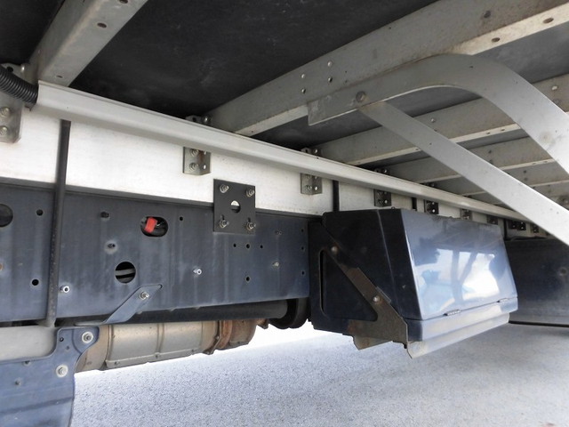 日野レンジャーアルミウイング中型（4t）[写真08]