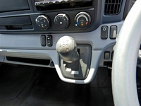 三菱ふそうキャンターダブルキャブ（Wキャブ）小型（2t・3t）[写真17]