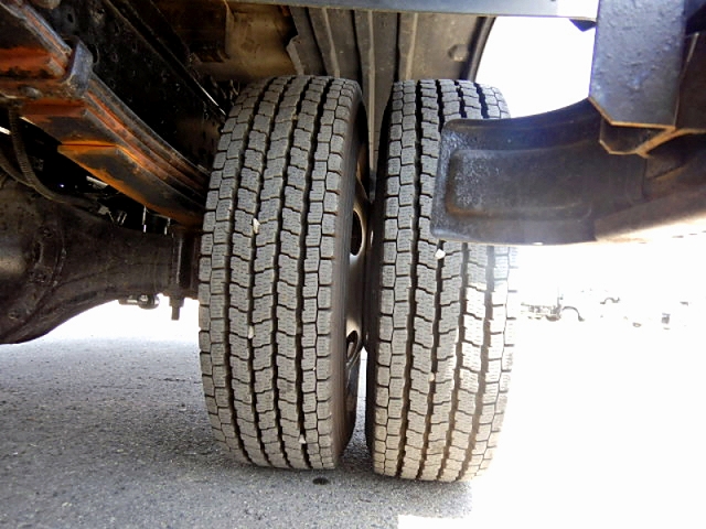 三菱ふそうキャンターダブルキャブ（Wキャブ）小型（2t・3t）[写真21]