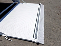 三菱ふそうキャンターダブルキャブ（Wキャブ）小型（2t・3t）[写真23]