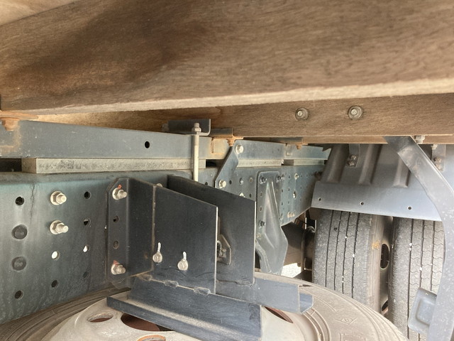 日産アトラスアルミブロック小型（2t・3t）[写真17]