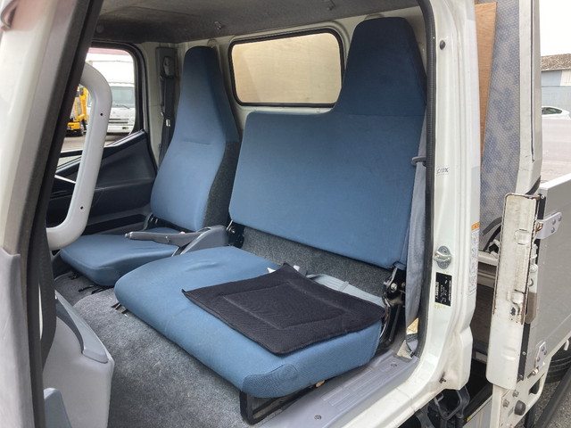 日産アトラスアルミブロック小型（2t・3t）[写真24]