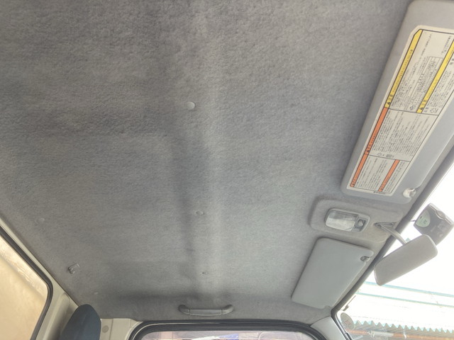 日産アトラスアルミブロック小型（2t・3t）[写真26]