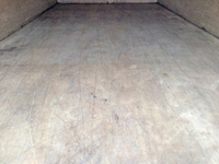 三菱ふそうキャンターアルミバン小型（2t・3t）[写真14]