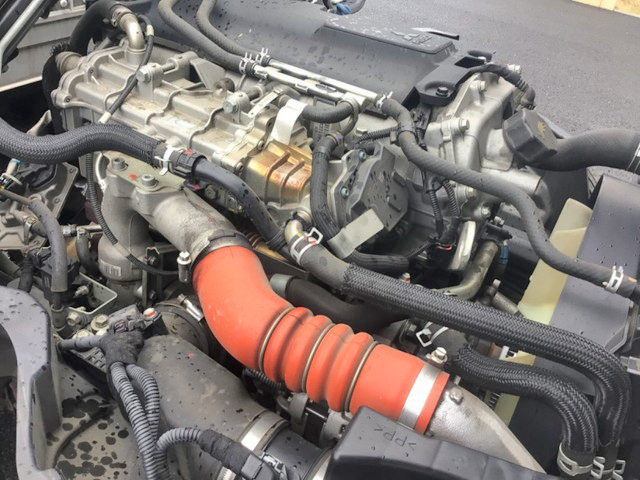 三菱ふそうキャンターアルミバン小型（2t・3t）[写真25]