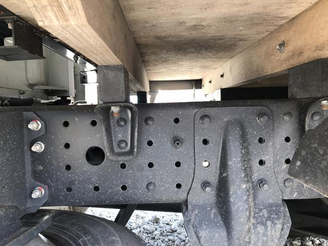 三菱ふそうキャンターダブルキャブ（Wキャブ）小型（2t・3t）[写真30]