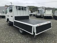三菱ふそうキャンターダブルキャブ（Wキャブ）小型（2t・3t）[写真07]
