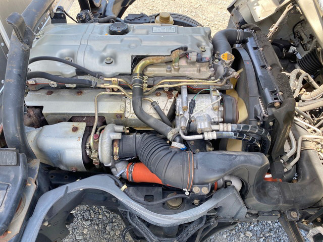 三菱ふそうキャンターアルミバン小型（2t・3t）[写真24]