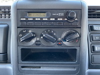 三菱ふそうキャンターアルミバン小型（2t・3t）[写真34]