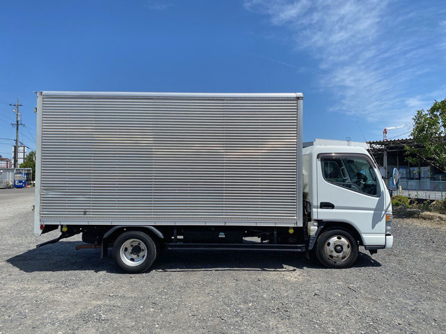 三菱ふそうキャンターアルミバン小型（2t・3t）[写真06]