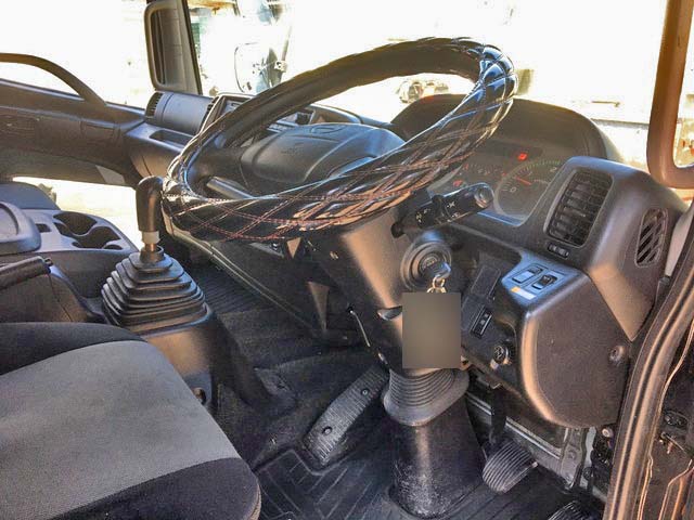 日野レンジャーアルミウイング中型（4t）[写真30]