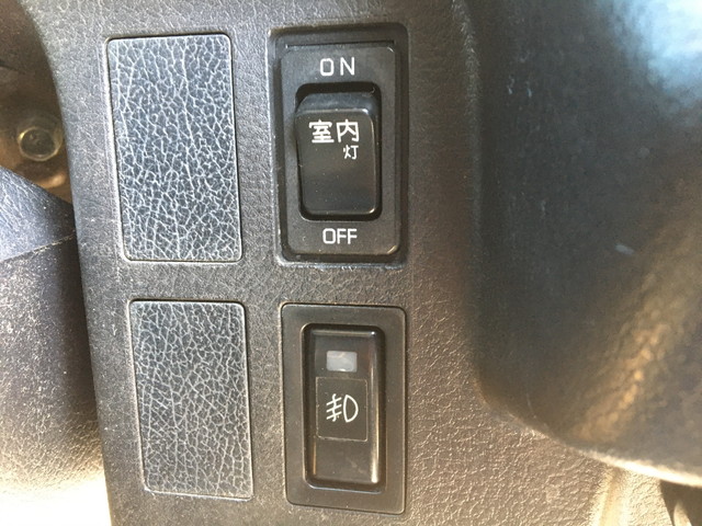 日野レンジャーアルミウイング中型（4t）[写真35]