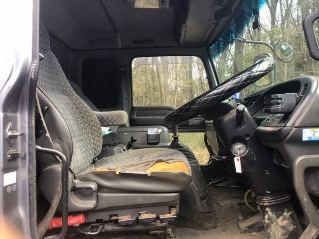 いすゞフォワードセルフクレーン3段増トン（6t・8t）[写真29]