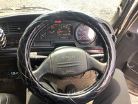 いすゞフォワードセルフクレーン3段増トン（6t・8t）[写真32]