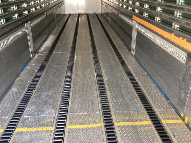 その他のメーカーその他の車種ウイングトレーラー大型（10t）[写真10]