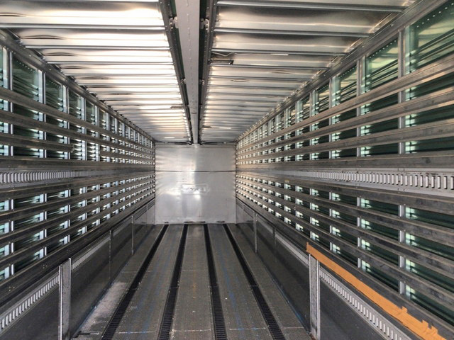 その他のメーカーその他の車種ウイングトレーラー大型（10t）[写真06]