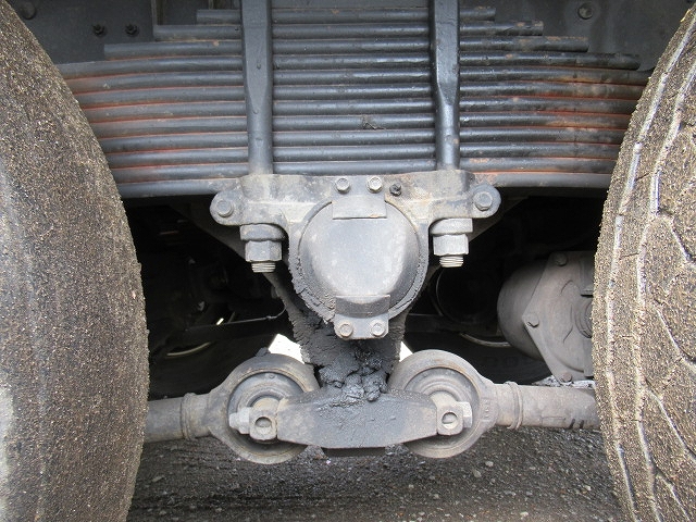 いすゞフォワードアルミブロック増トン（6t・8t）[写真16]