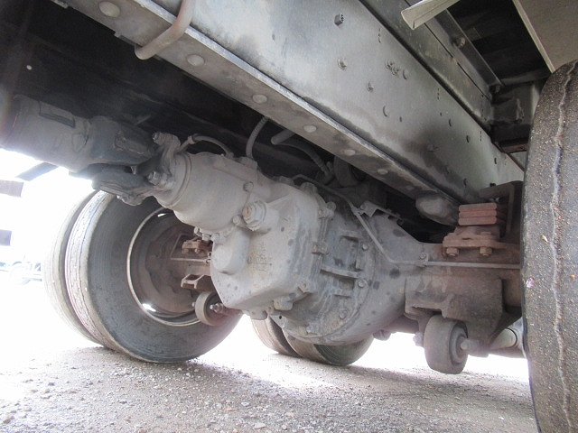 いすゞフォワードアルミブロック増トン（6t・8t）[写真19]