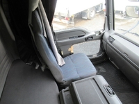 いすゞフォワードアルミブロック増トン（6t・8t）[写真24]