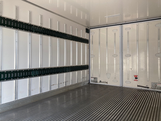 日野デュトロ冷凍車（冷蔵車）小型（2t・3t）[写真14]