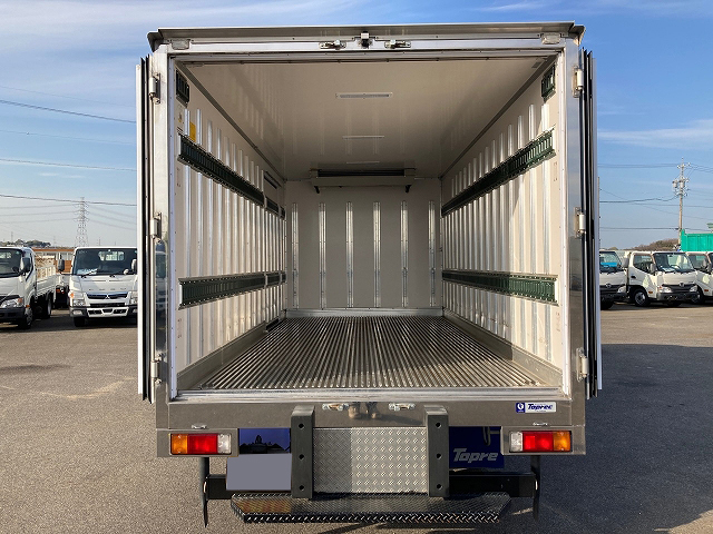 日野デュトロ冷凍車（冷蔵車）小型（2t・3t）[写真02]