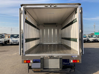 日野デュトロ冷凍車（冷蔵車）小型（2t・3t）[写真02]