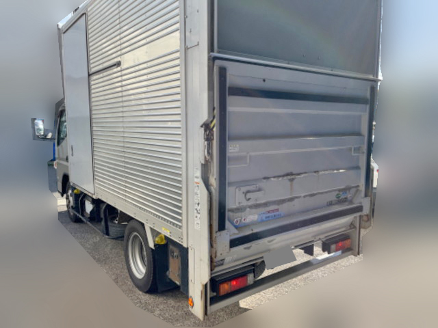 三菱ふそうキャンターアルミバン小型（2t・3t）[写真04]